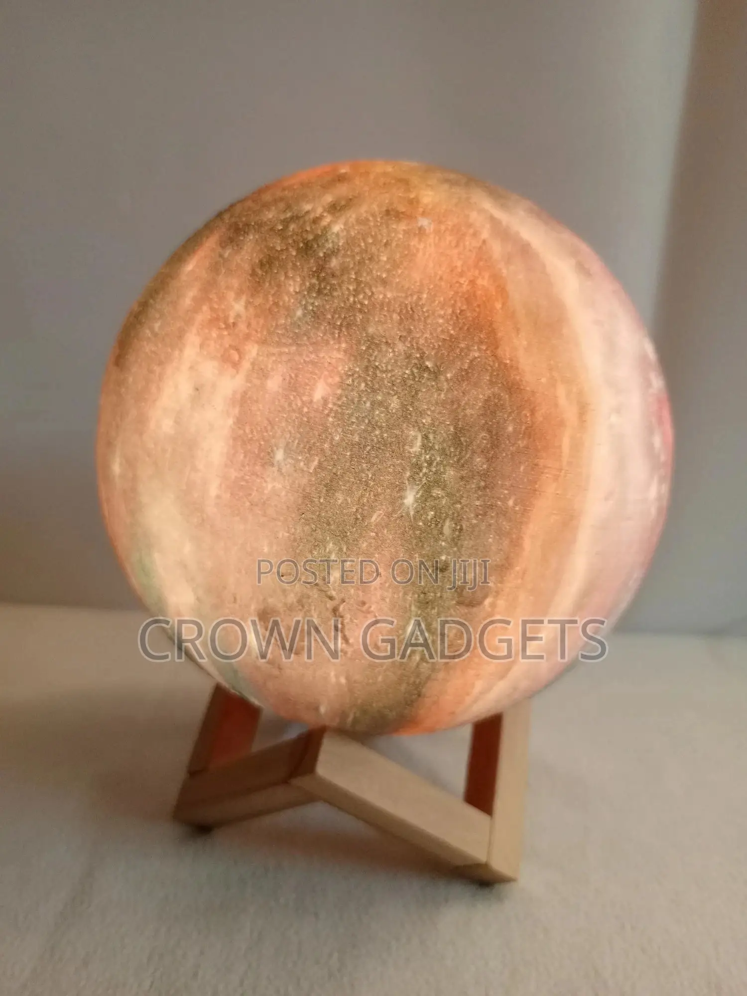 18 Colors Moon Light With Unique Stand