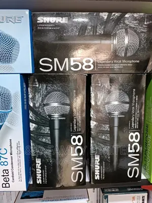 SM 58 Shure Corded Microphone