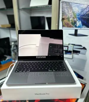 New Laptop Apple MacBook Pro M1 16GB Apple M1 Pro SSD 512GB