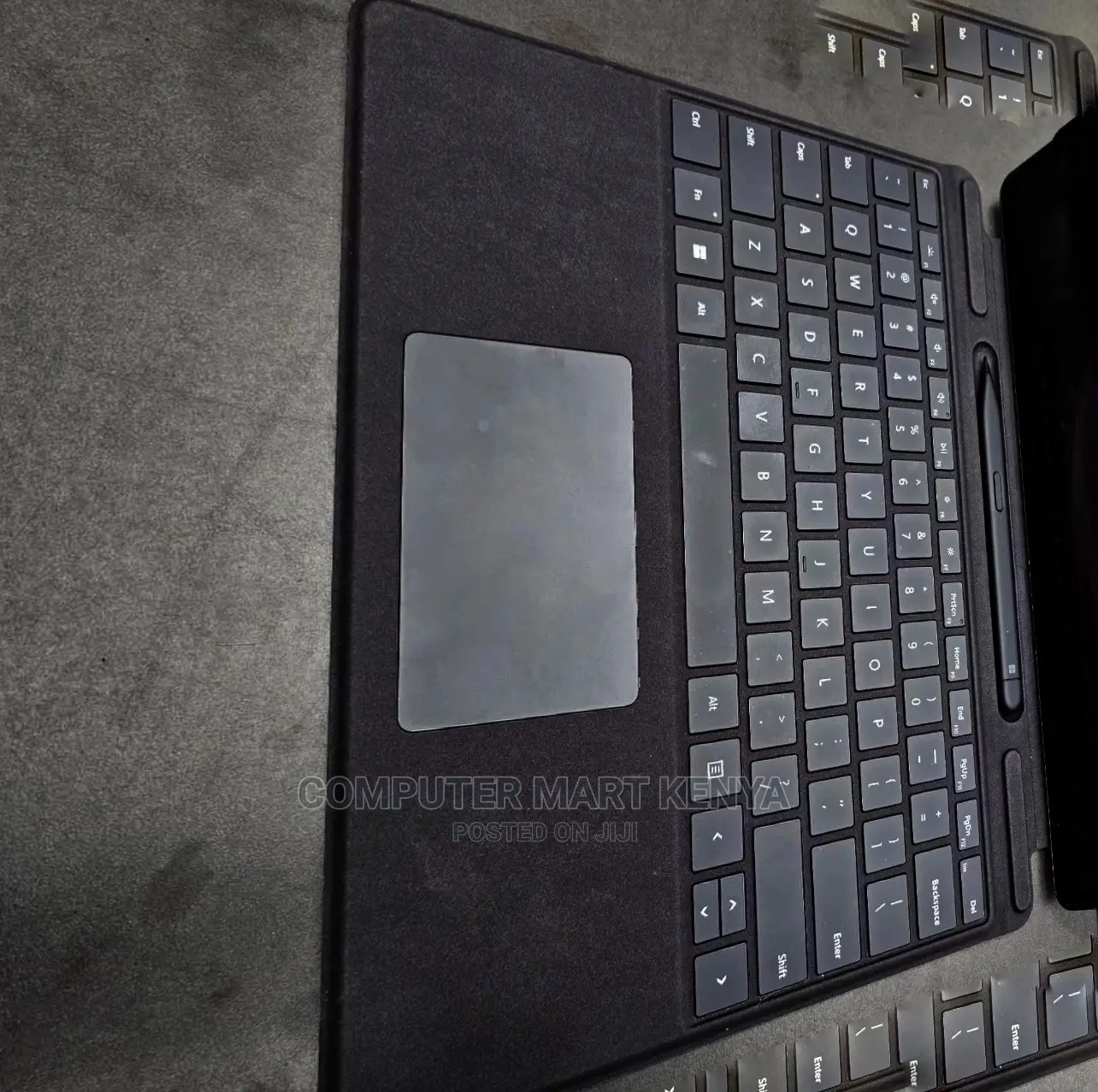 New Laptop Microsoft Surface Pro 9 8GB Intel Core I5 SSD 256GB