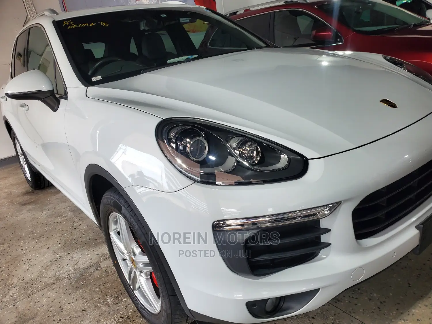 Porsche Cayenne 2017 White