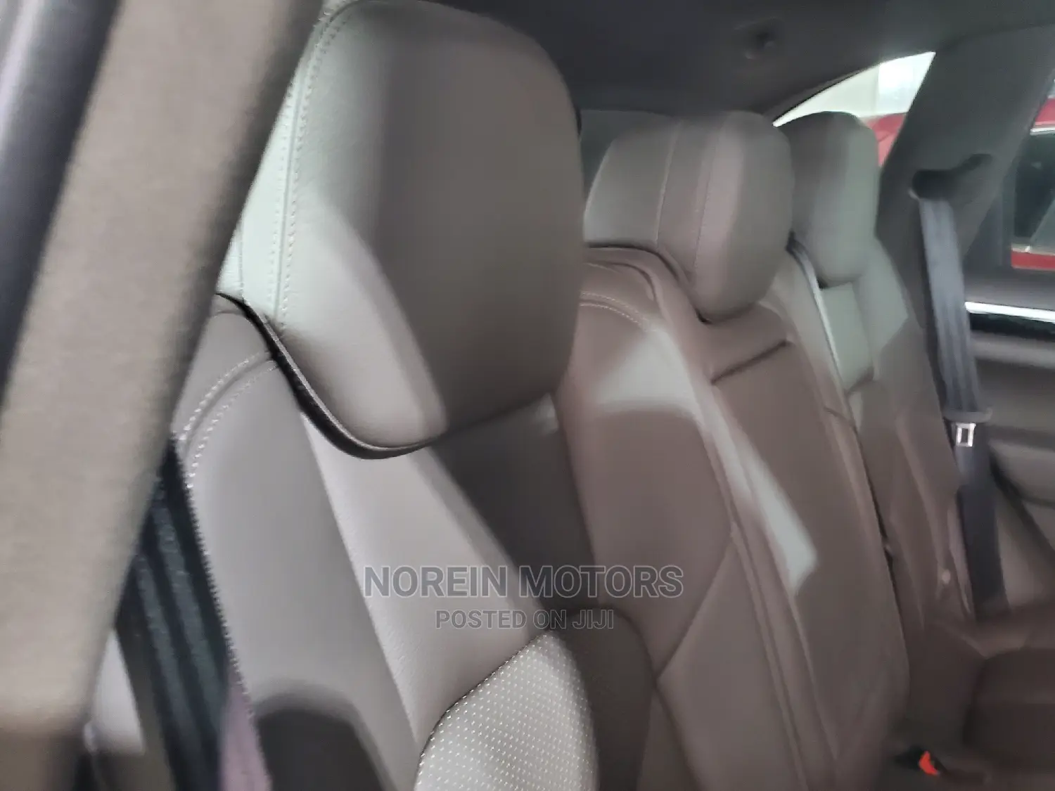 Porsche Cayenne 2017 White