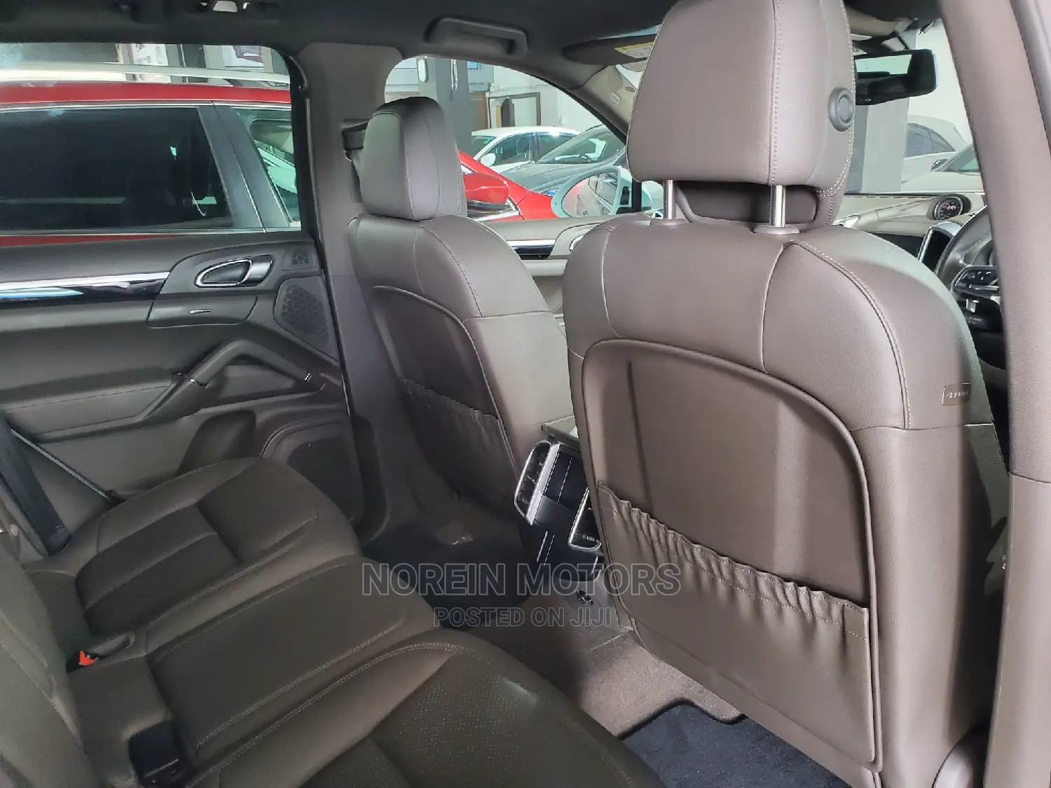 Porsche Cayenne 2017 White