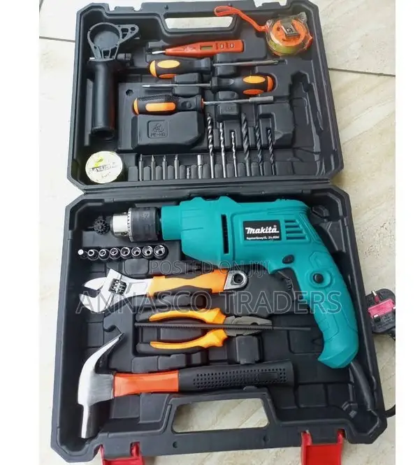 Makita 710W Electric Hammer Drill Tool Set WITH BLOW CASE