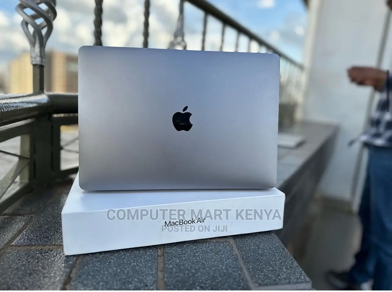 New Laptop Apple MacBook Air 8GB Apple M1 SSD 256GB