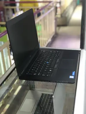 Laptop Dell Latitude 7490 8GB Intel Core I5 SSD 256GB
