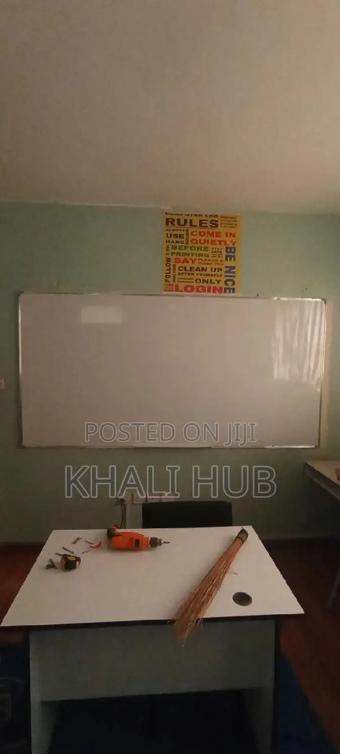 Whiteboard Installing