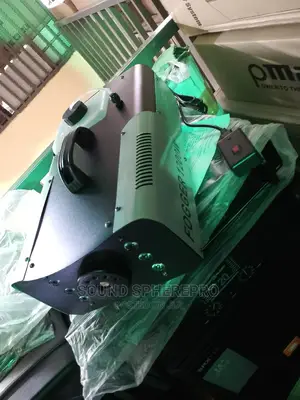 Fog Machine 1200watts With LED Lights