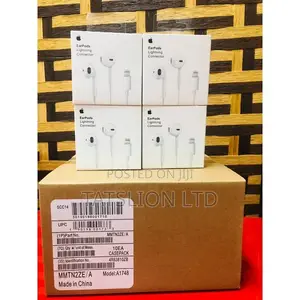 Apple iPhone Wired Earphones