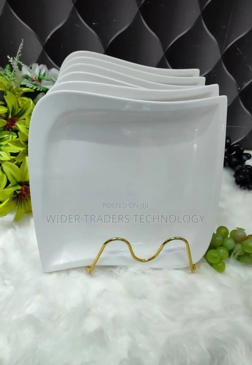 *Ceramic Dinner Plates*
A Set of 6pcs
10' Inch