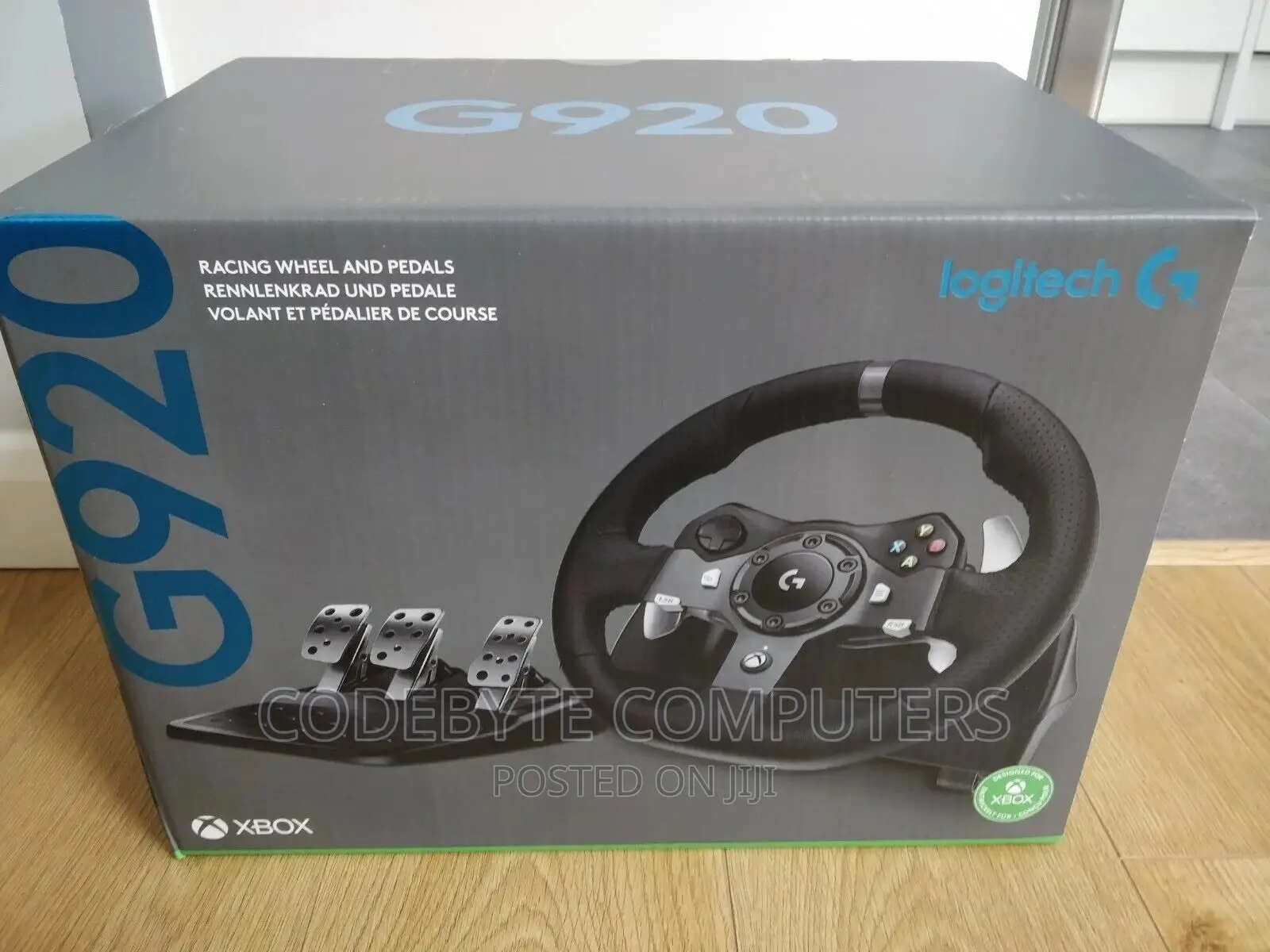 Logitech G920 Driving Force Racing Wheel - USB