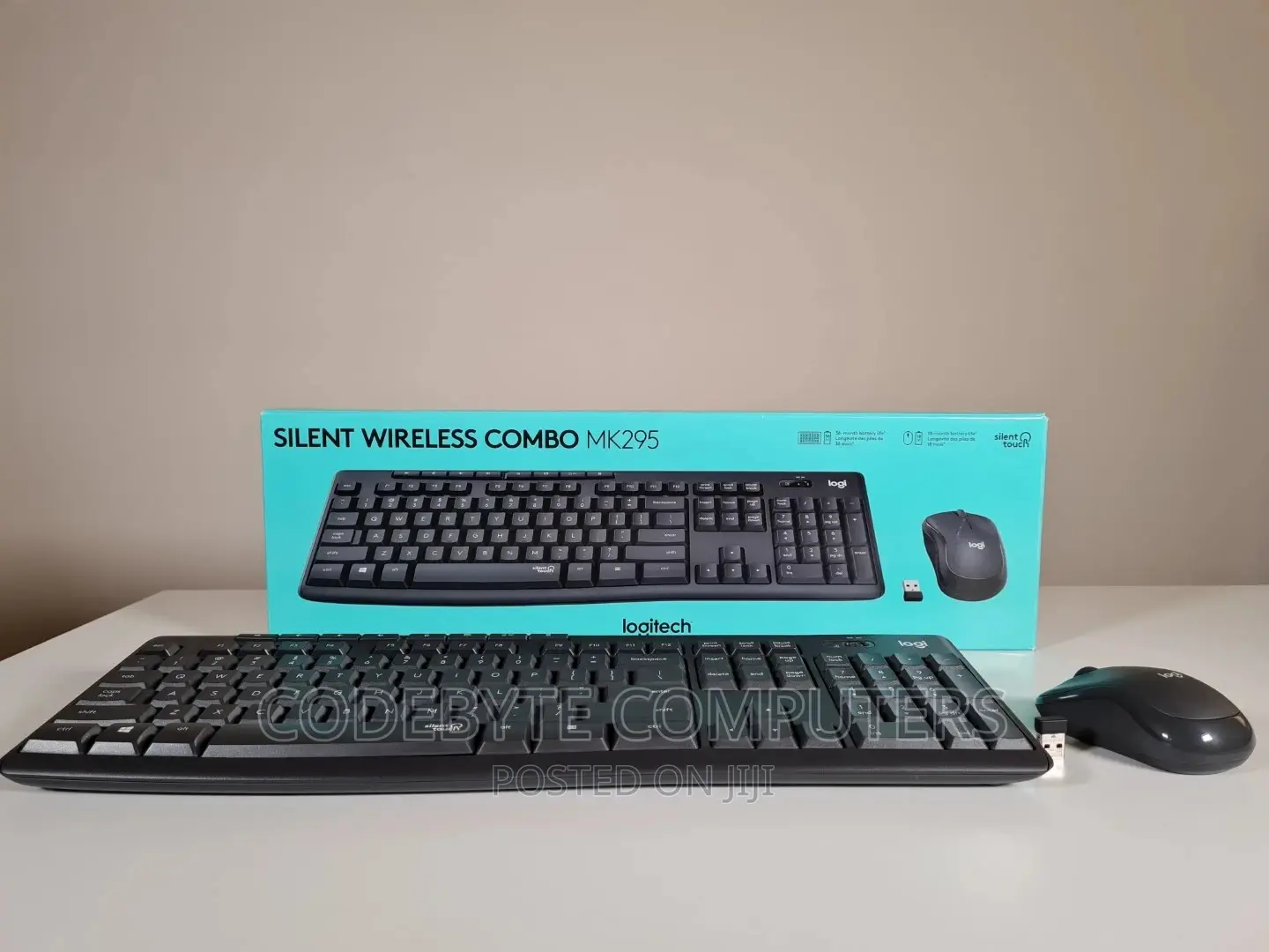 Logitech MK295 Silent Wireless Keyboard Mouse