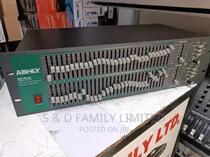 Ashly GQX-3102 Equalizer