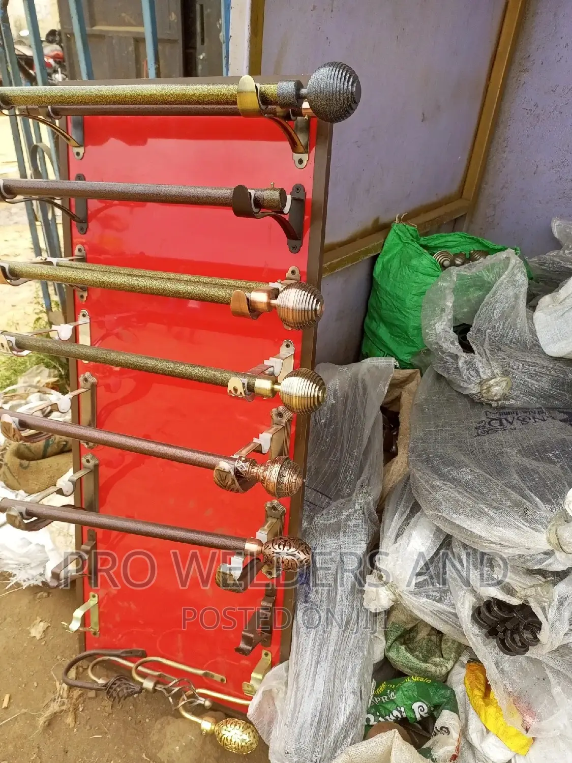 Local Curtain Rods