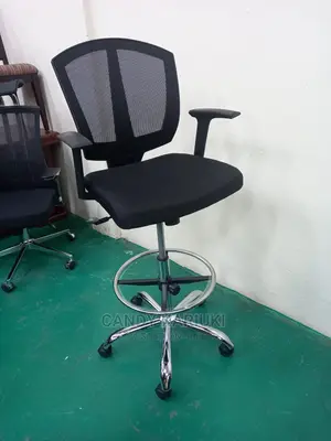 Comfy Cashier Chair