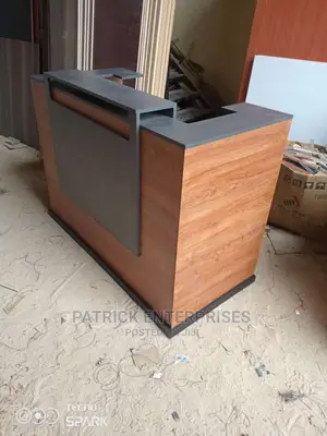 Executive Reception Desk 1.4 Mtrs