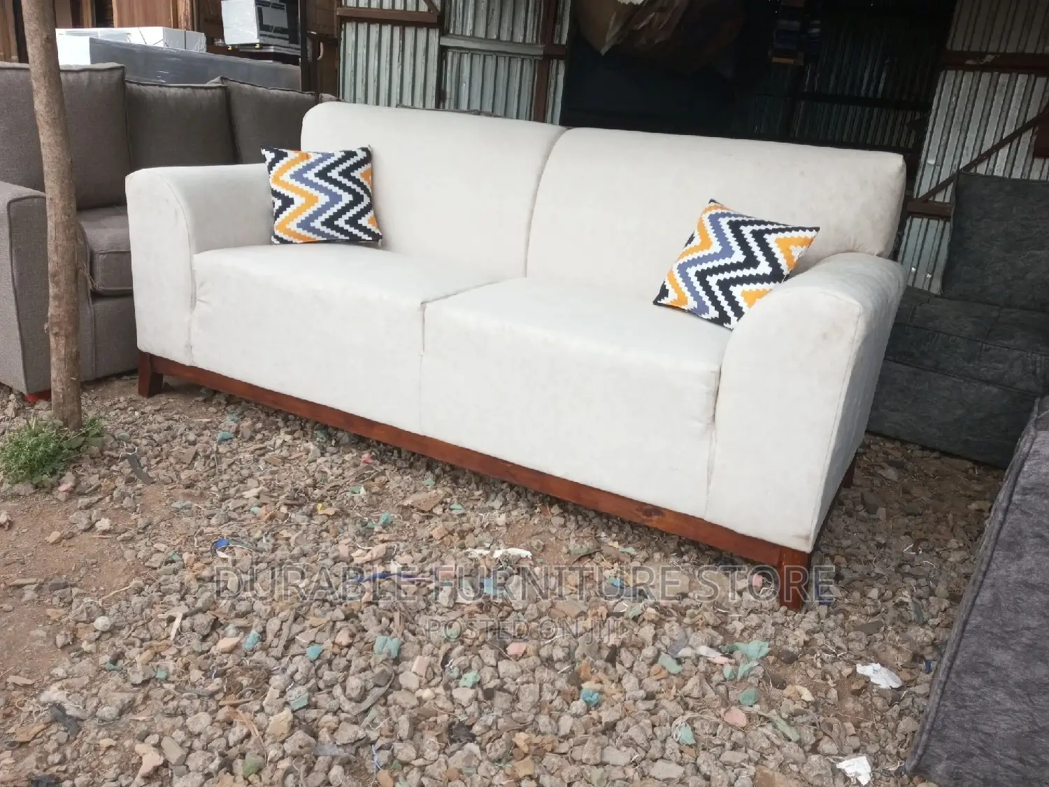 3 Seater Sofa With Spring Coushions