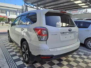 Subaru Forester 2016 White