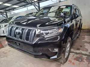 Toyota Land Cruiser Prado 2018 Black