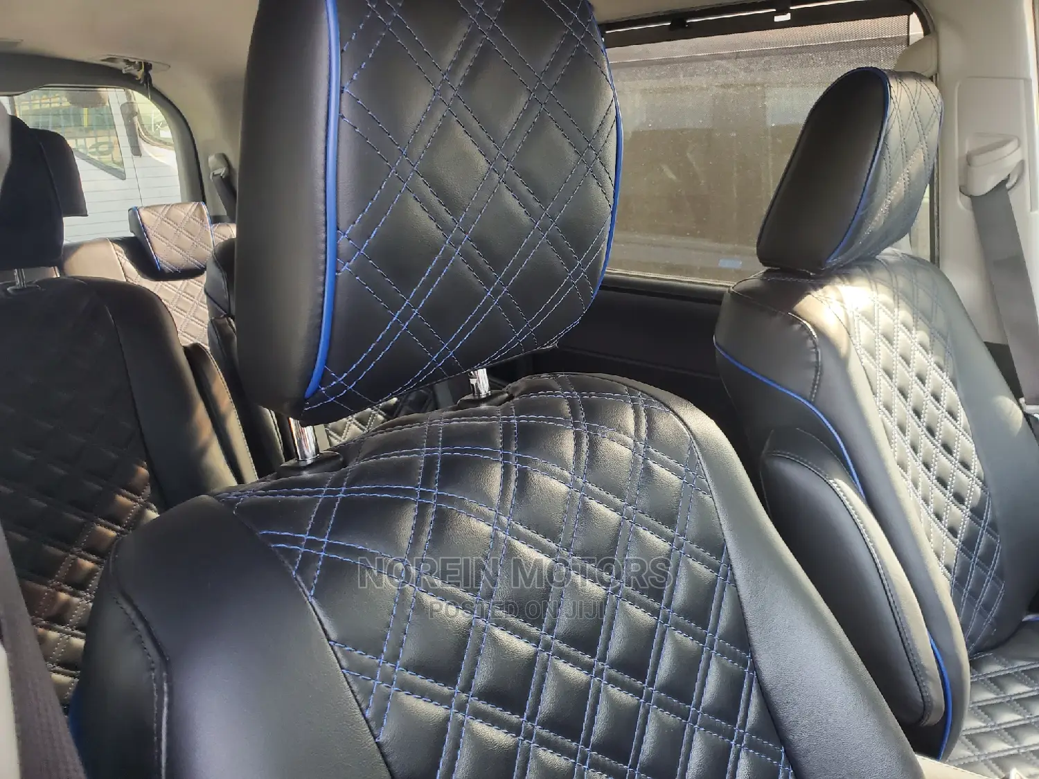 Toyota Voxy 2016 Blue