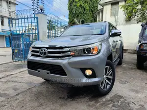 Used 2016 Toyota Hilux Gray - Affordable and Reliable