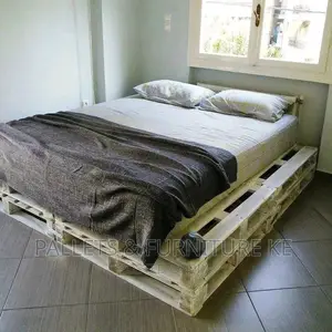 Pallets Bed With a Stepper