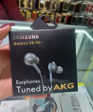 Samsung AKG Jack Earphones, Heavy Bass