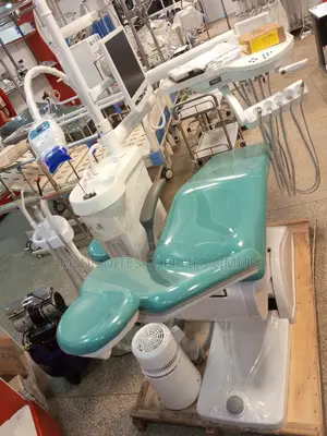 Complete Dental Unit With Compressor.
