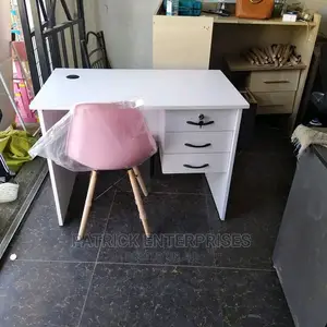 1 MTR Office Chair Plus Study Eames Chair