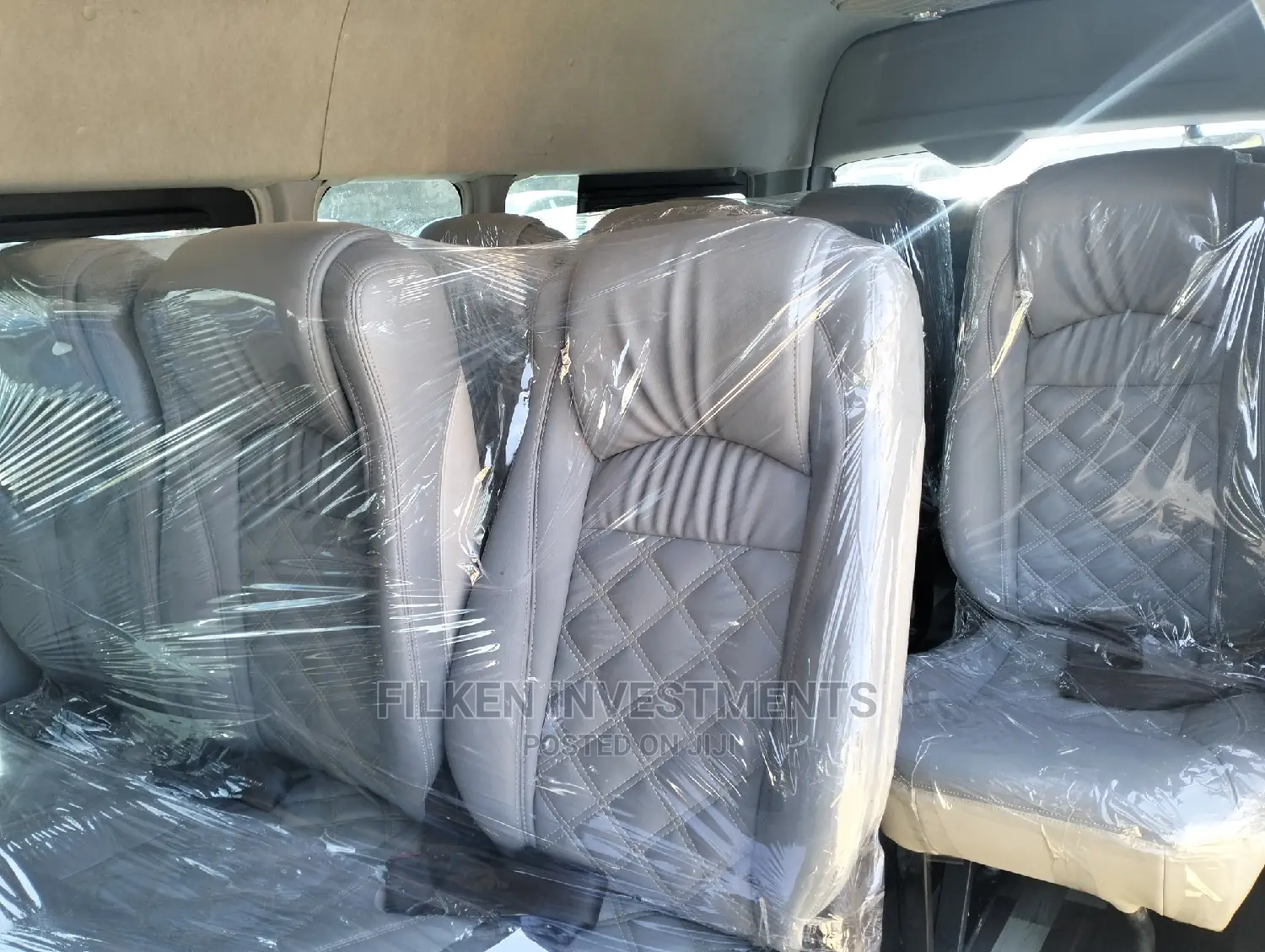 Toyota Grand HiAce 2016 Silver