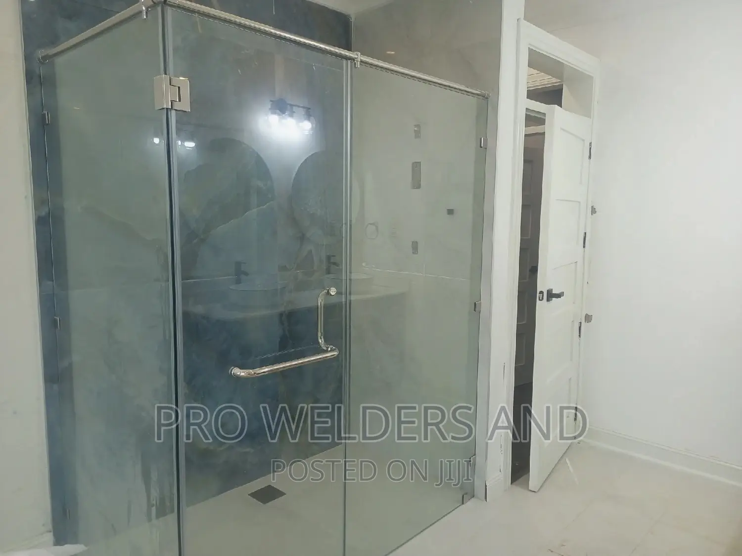 Glass Shower Cubicles