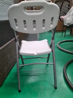 White Foldable Chair