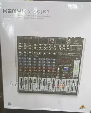 Behringer Xenyx X1222 USB Mixer