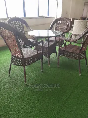Spacious 4 Setaer Outdoor Set