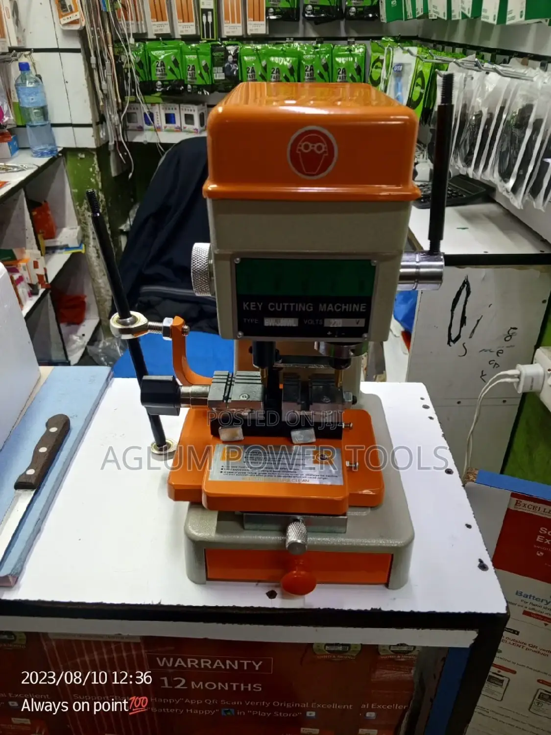 Small Key Cutting Machine