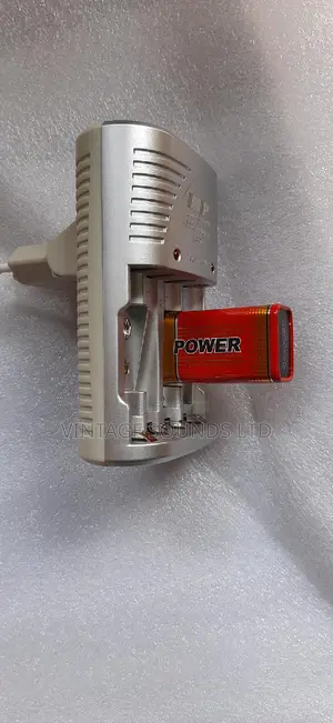Microphone Battery Charger