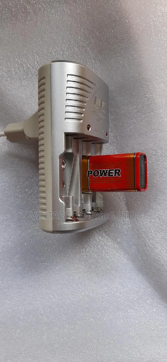 Microphone Battery Charger