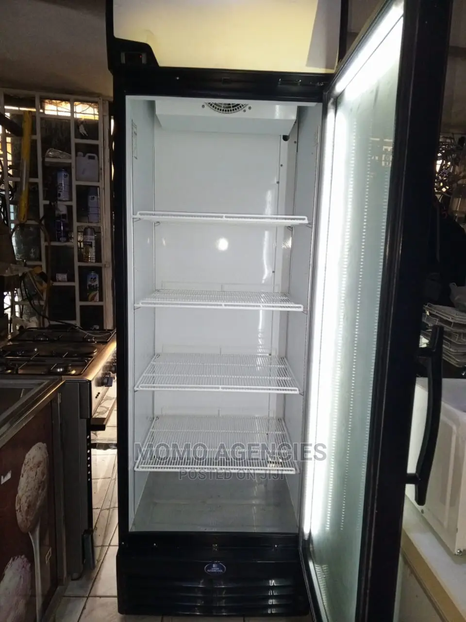 Display Fridge 650l