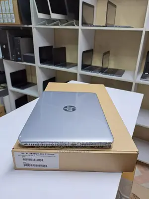 New Laptop HP EliteBook 820 G3 8GB Intel Core I5 SSD 256GB