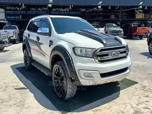 Ford Everest 2016 White
