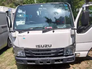 Isuzu Elf 2017 3000cc