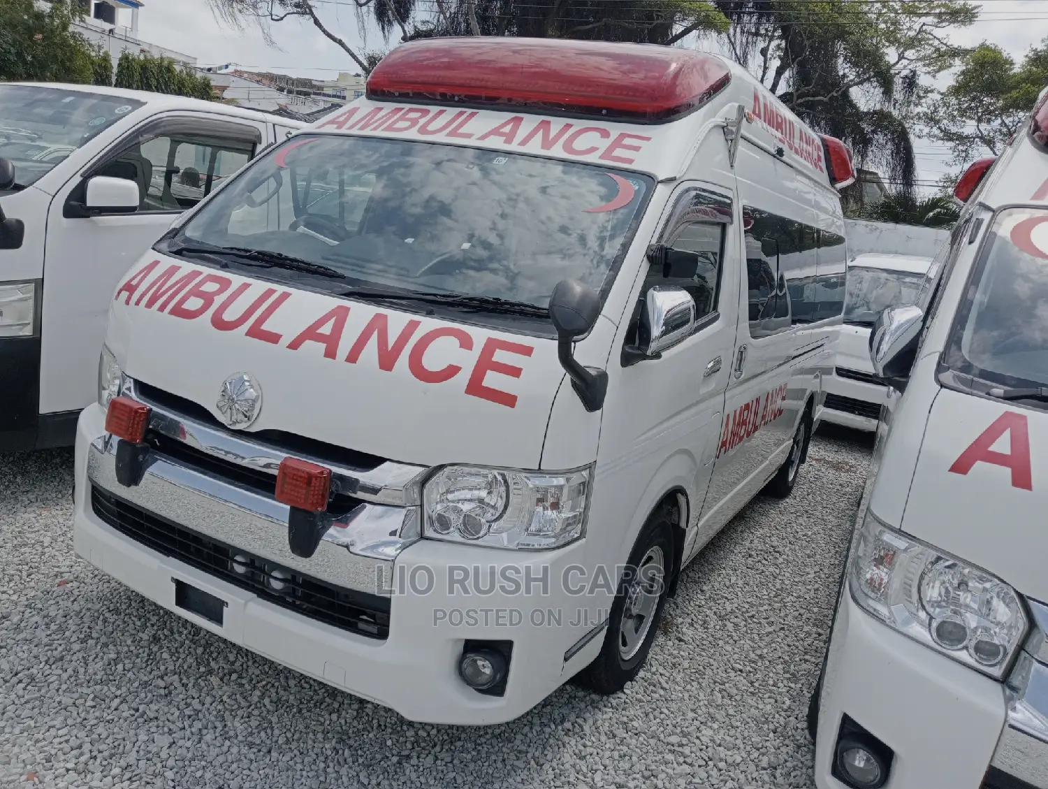 Toyota HiAce 2018 White