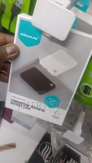 Nillkin Magsafe Powerstone Magnetic Battery Pack