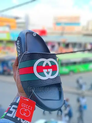 Gucci Zoom Slides