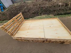 Pallet Bed- ( LWM)