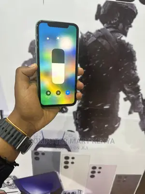 Apple iPhone 11 64 GB Green