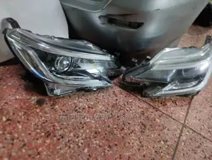 Toyota Mark X 2015 Xenon Headlights Assembly