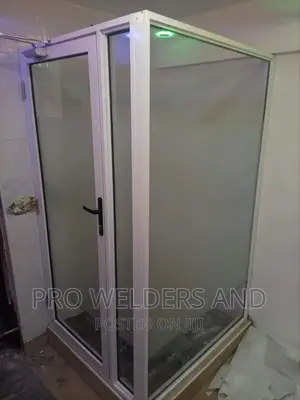Alluminium Shower Cubicle