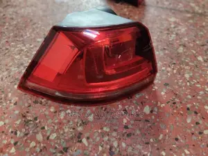 Volkswagen Golf Mk7 Variant Left Taillight Assembly