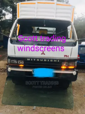 Mitsubishi Fh Windscreen